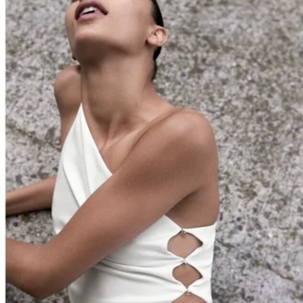 White One-Shoulder Rhinestone Top - Picture 5 of 5